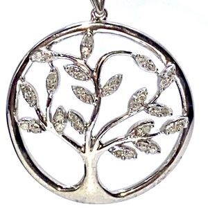 SHINE BY LEONRICH
Diamond Tree of Life Pendant Necklace 0.25ct.
